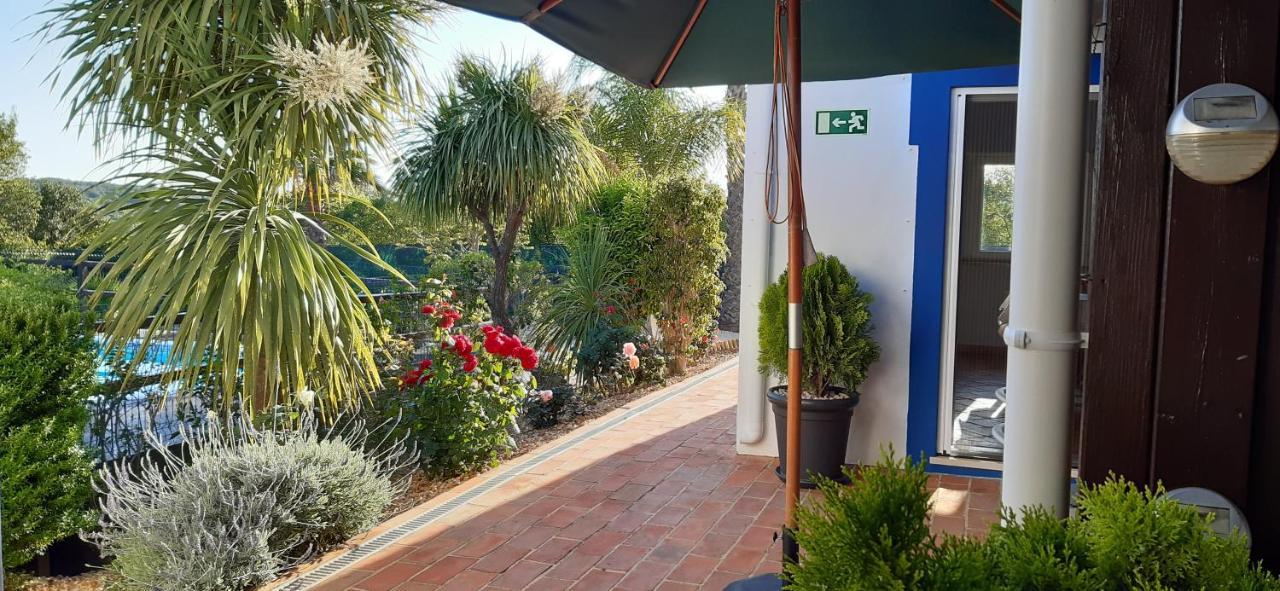 Aprahouseloule Guesthouse Exterior foto